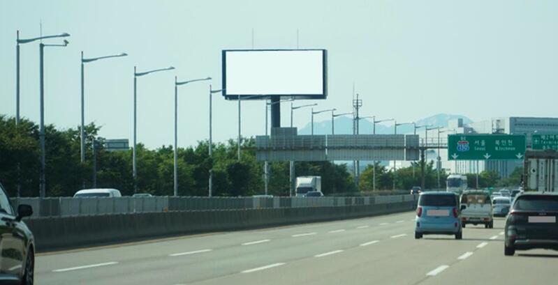 仁川機場高速廣告
